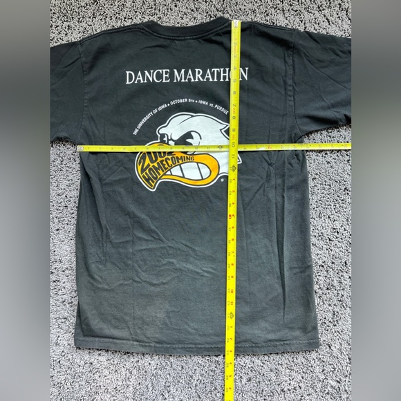 Iowa Hawkeyes 2002 Homecoming Dance Marathon Shirt - Men’s Medium - Classic! - Picture 5 of 7